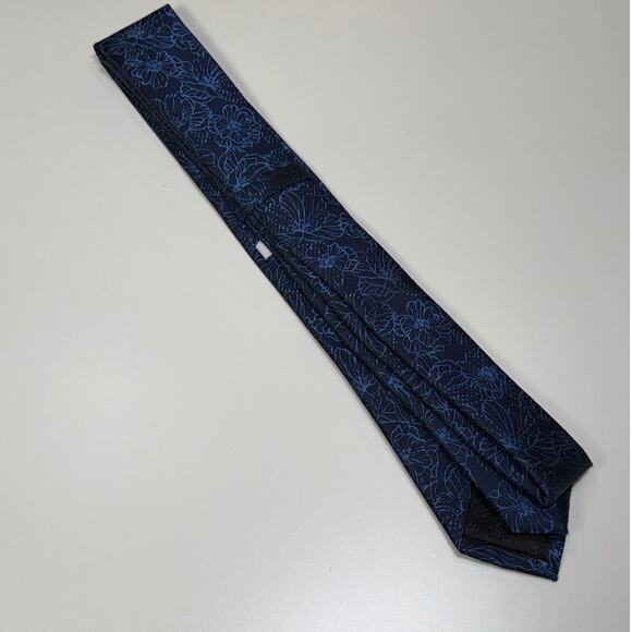 Bar III Men's Dermott Floral Tie black/blue - Picture 4 of 7